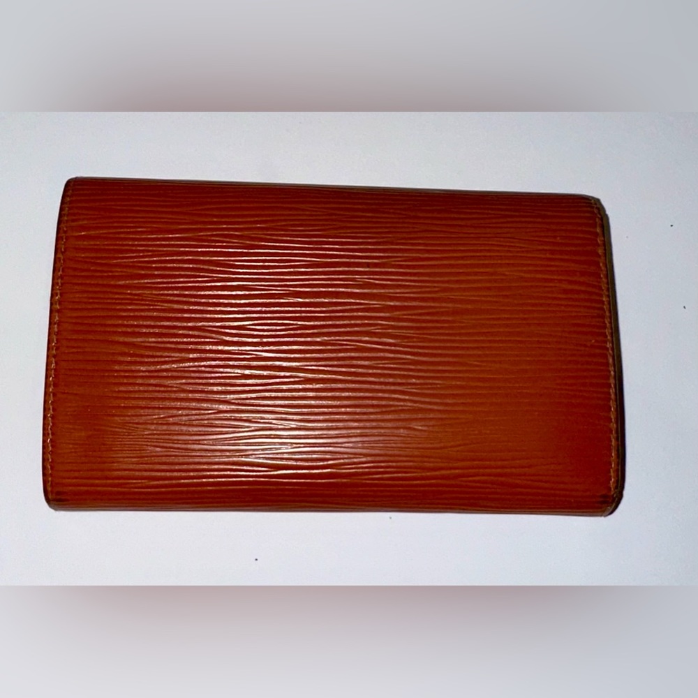 Vintage Louis Vuitton Epi Porte Monnaie Billets Tresor Leather Bifold Wallet - Picture 12 of 13